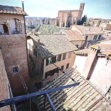 Flat With View In Centre Apartment *